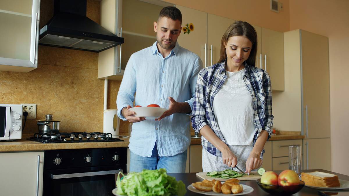 A quote graphic featuring Sarah’s testimonial about improving life balance through exercises