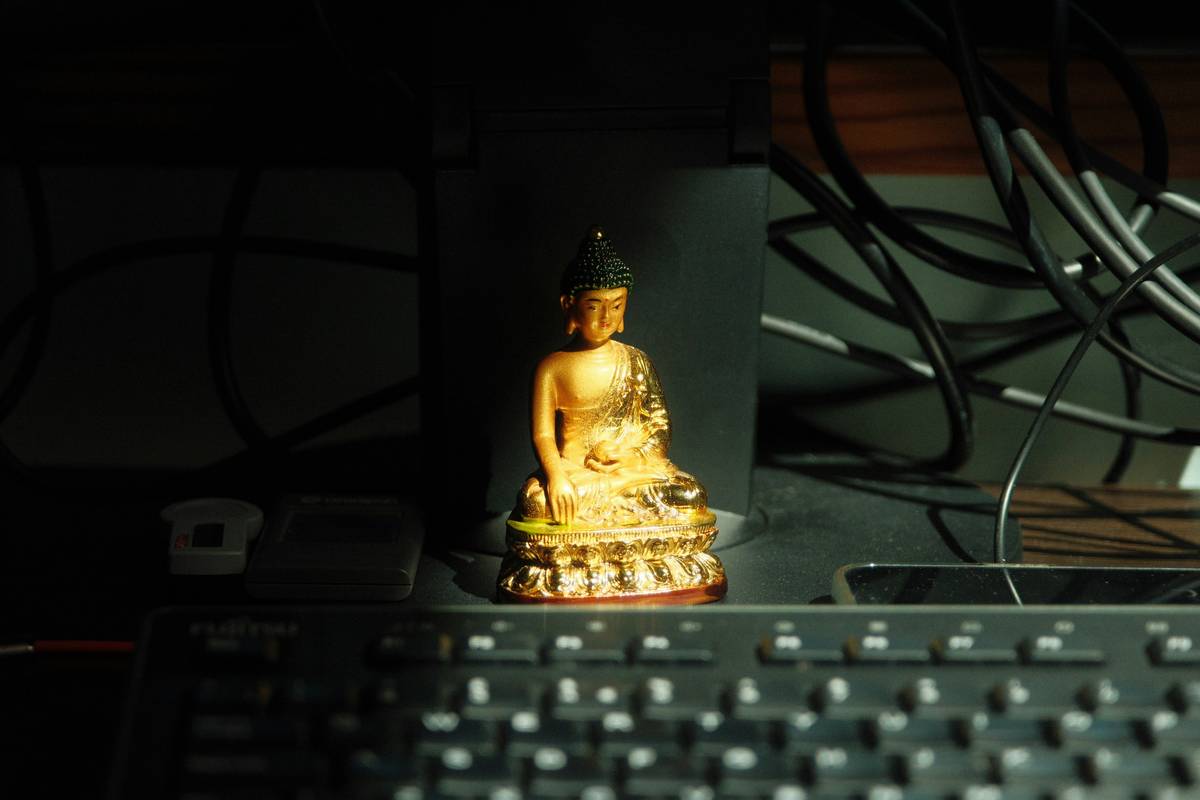 Mastering the Art of Balancing Work and Personal Life: A Simple Habit for Mental Wellness