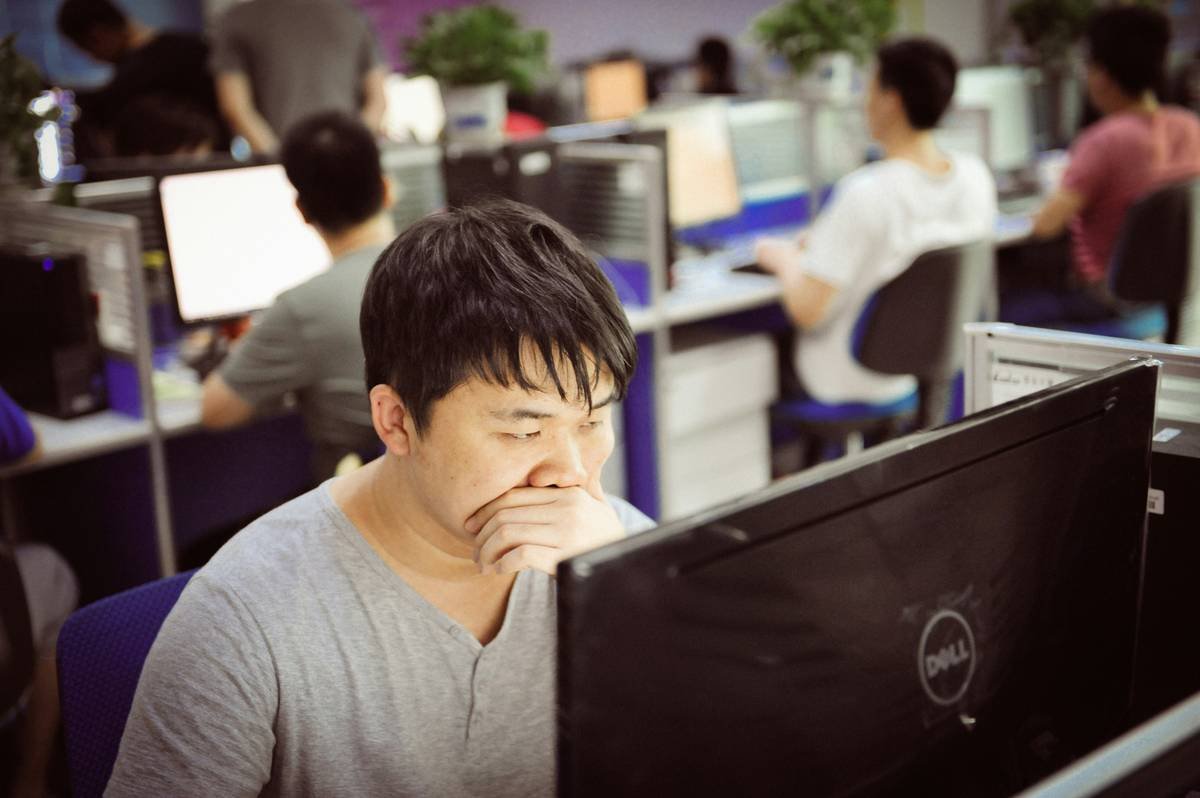 5 Simple, Science-Backed Work Stress Coping Mechanisms That Actually Fit Into Your Day
