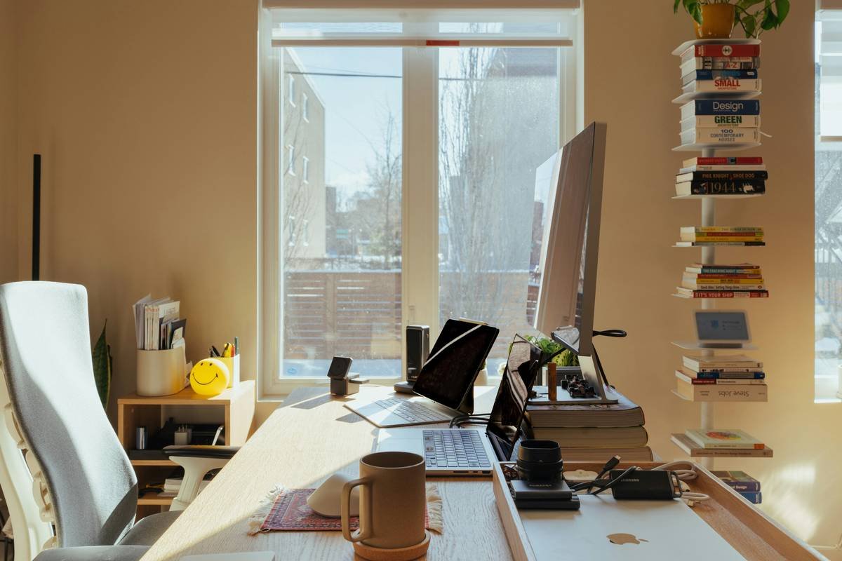 5 Simple Habit Productivity Hacks That Actually Stick (No Willpower Required)