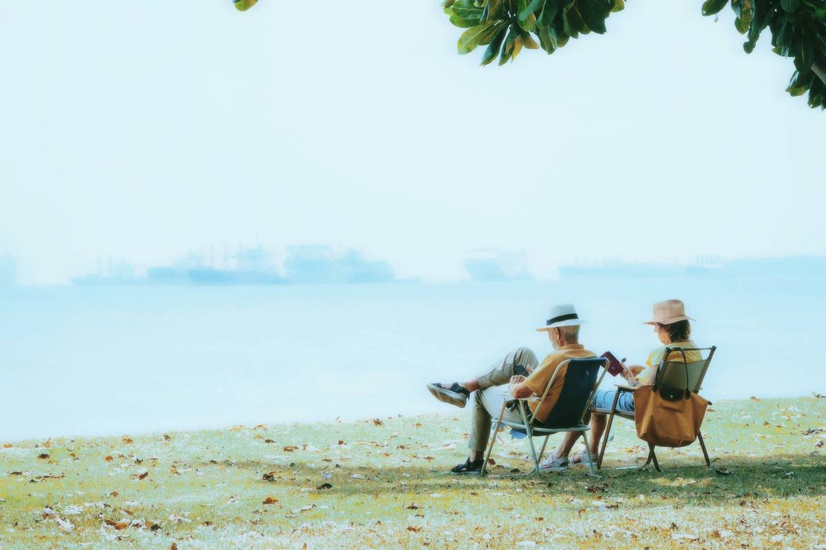Stress and Life Management: 4 Simple Habits That Actually Stick (No Meditation Required)